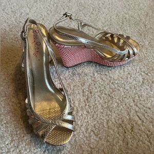 Lilly Pulitzer Gold Wedge Leather Heels Shoes Size 6
